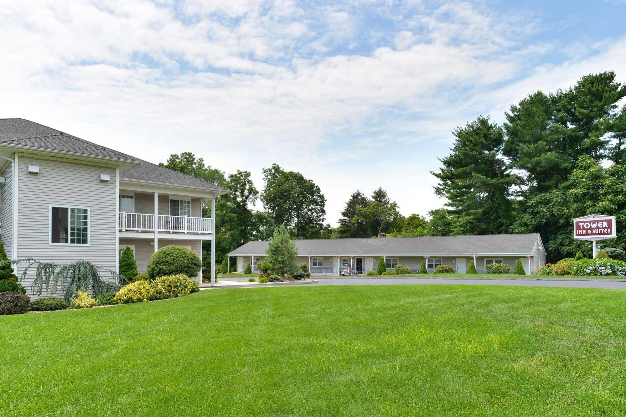 Tower Inn And Suites Of Guilford / Madison Экстерьер фото